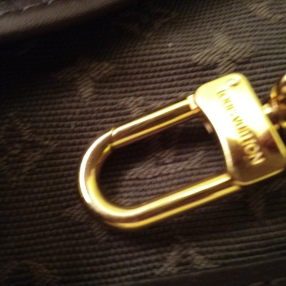 Louis Vuitton Baguette - Picture 10 of 10